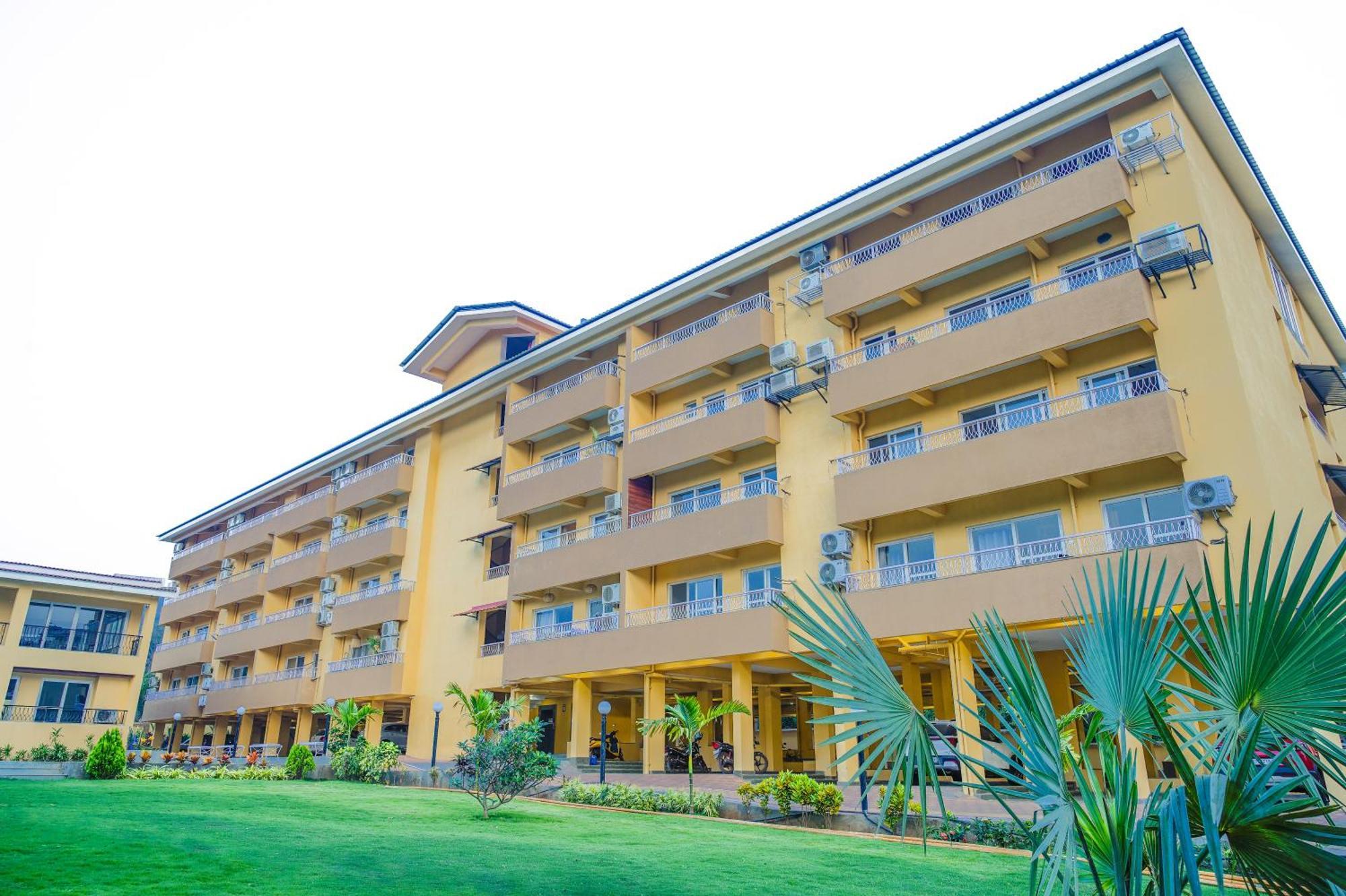 Alaya Stays 1 Bhk With Balcony & Pool - Veera Marina Candolim Exterior foto